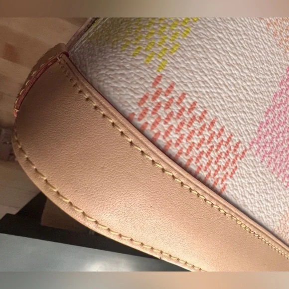 SALE! Louis Vuitton Damierlicious Giant Alma BB in Pastel colors - Picture 8 of 16